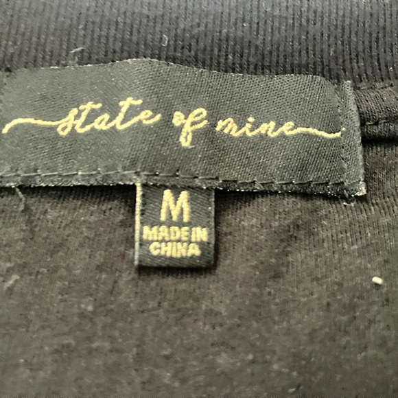 Merry Every Thing State Of Mine Black Graphic Sparkle Sweatshirt Size Medium NWT - Picture 2 of 6